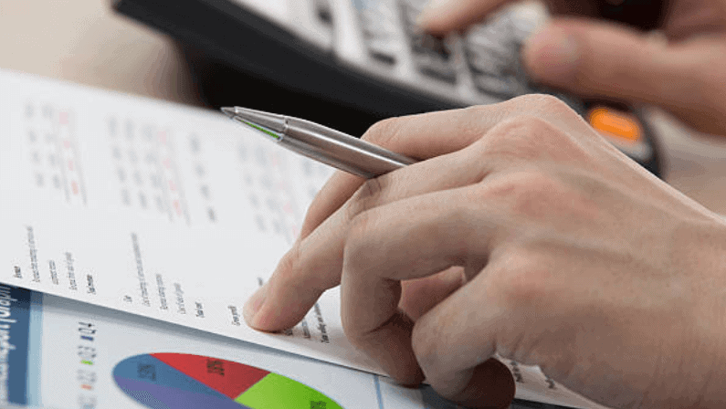 what mortgage fees does reverse mortgage have