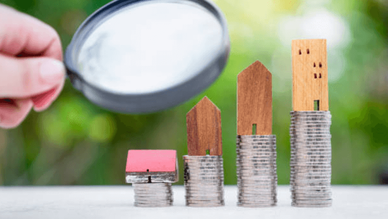 you should know the differences between a HELOC and reverse mortgage