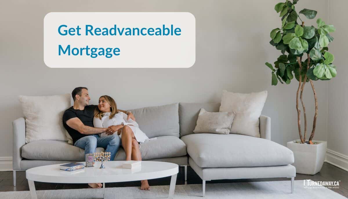 couple applying for readvanceable mortgage